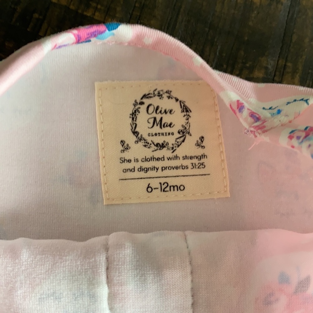 🦋 NWOT Olive Mae 6-12mo Dress! - Picture 6 of 7